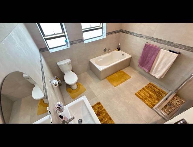 4 BEDROOM HOUSE FOR SALE IN BRACKENHURST